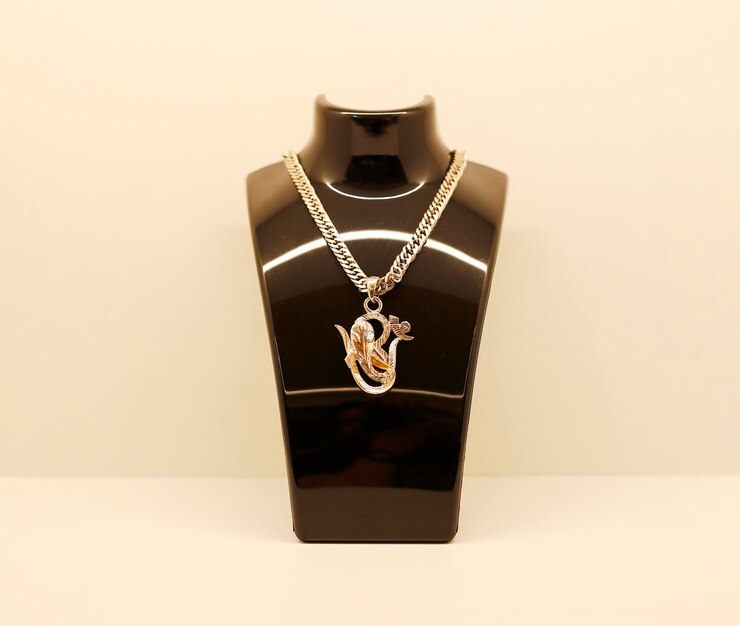 Colar de Ouro Zivara